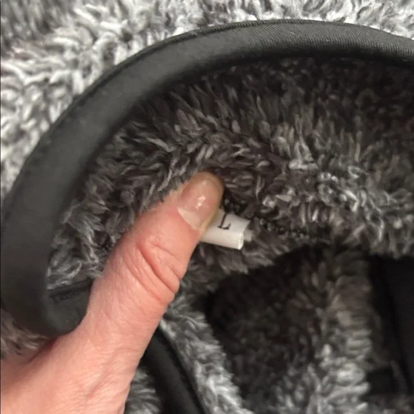 Women's Black and Gray Quilted Sweater - Picture 4 of 5